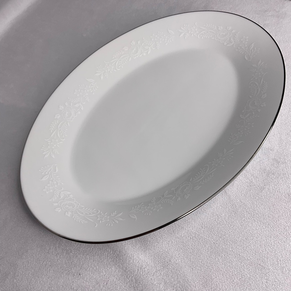 Noritake China Set REINA 6450Q Small Platter 12 in